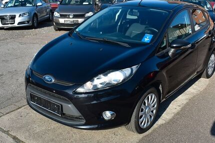 Ford Fiesta 58.700 km 7.980 € Oberhausen 46145