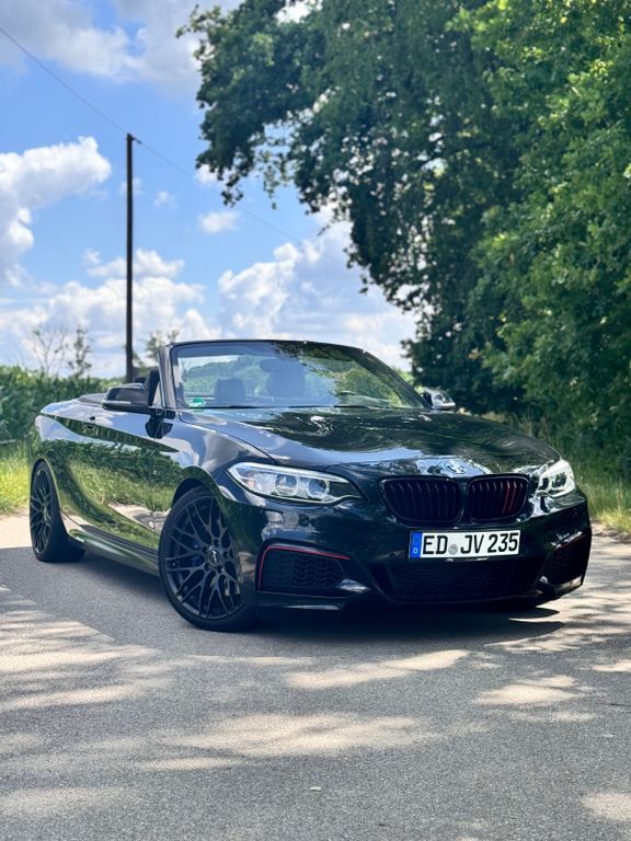 M235