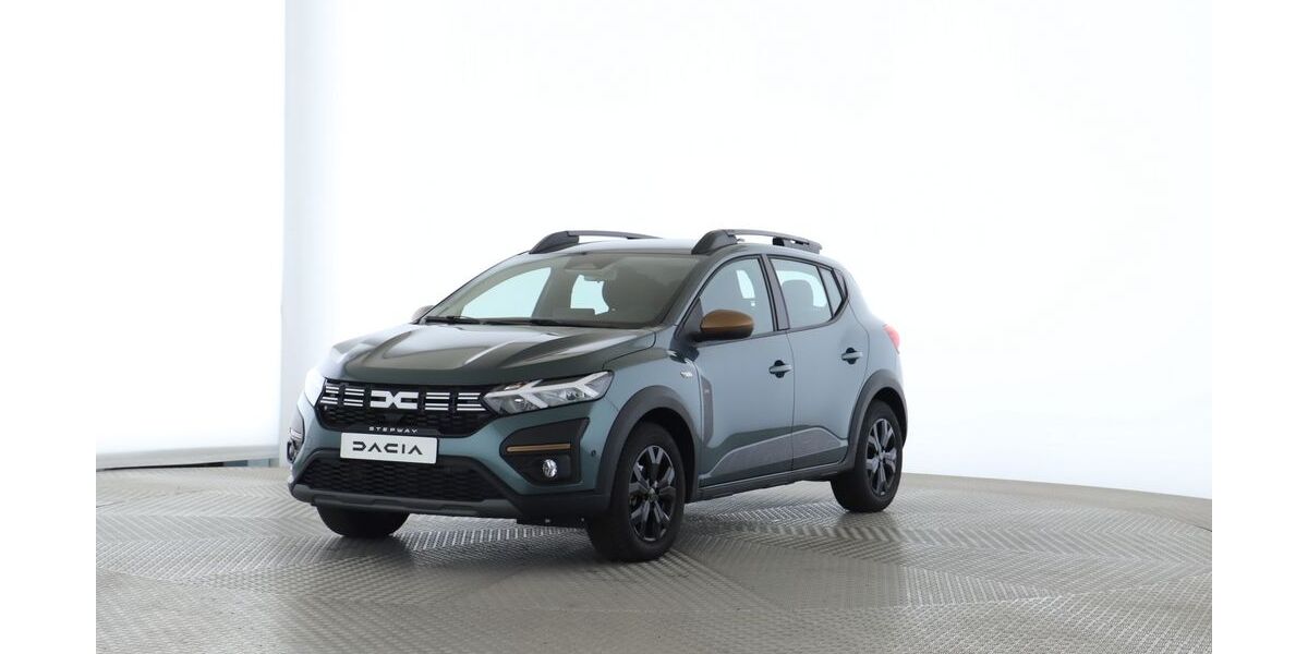 Dacia Sandero 14.984 km 17.990 &euro; Hamburg 22763