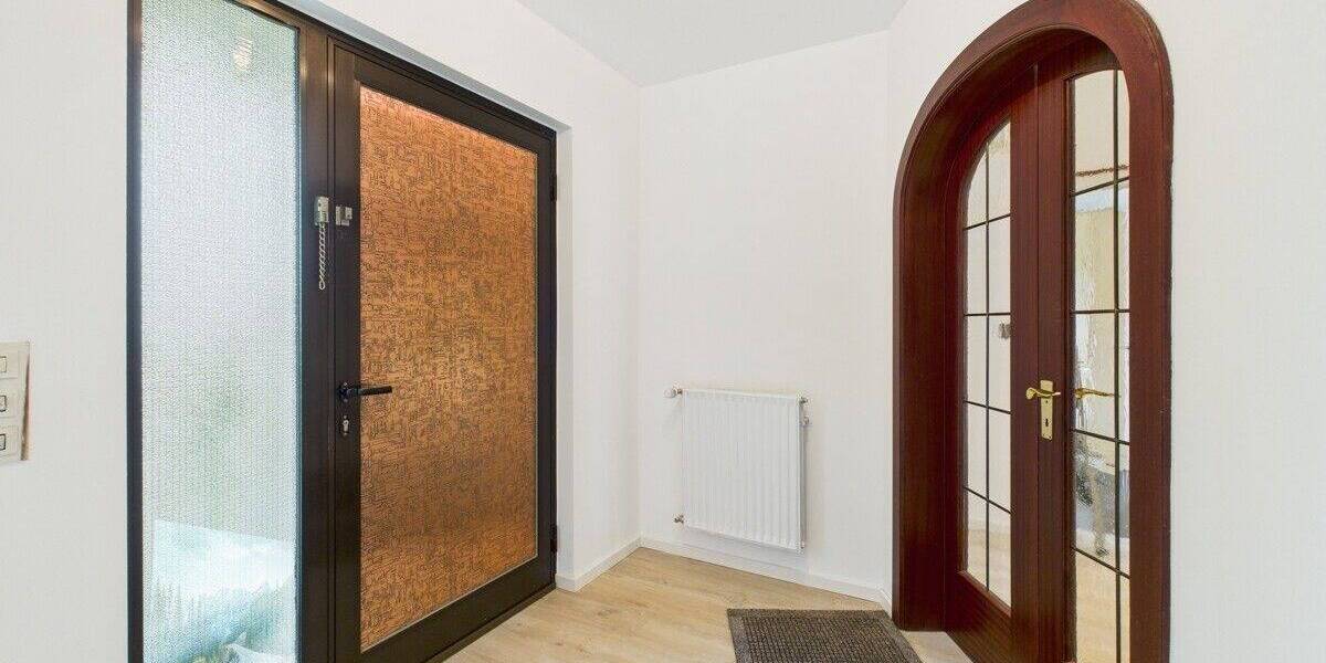Doppelhaushälfte Germering - 4 Zimmer, 157 m&sup2;, 2.500&euro; | Angebot:25776521