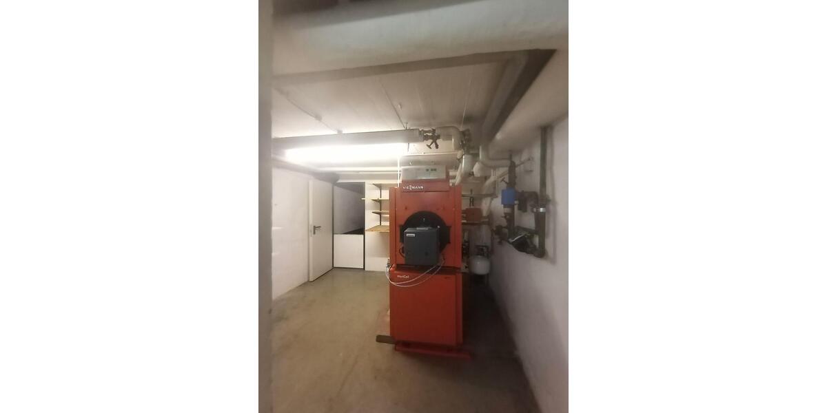 Einfamilienhaus Ranstadt - 9 Zimmer, 280 m&sup2;, 490.000&euro; | Angebot:27083584