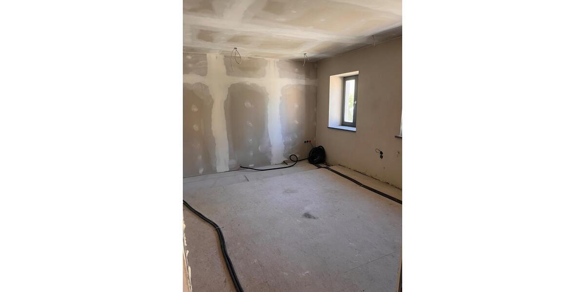 Einfamilienhaus Eschlkam - 8 Zimmer, 240 m&sup2;, 300.000&euro; | Angebot:26929445