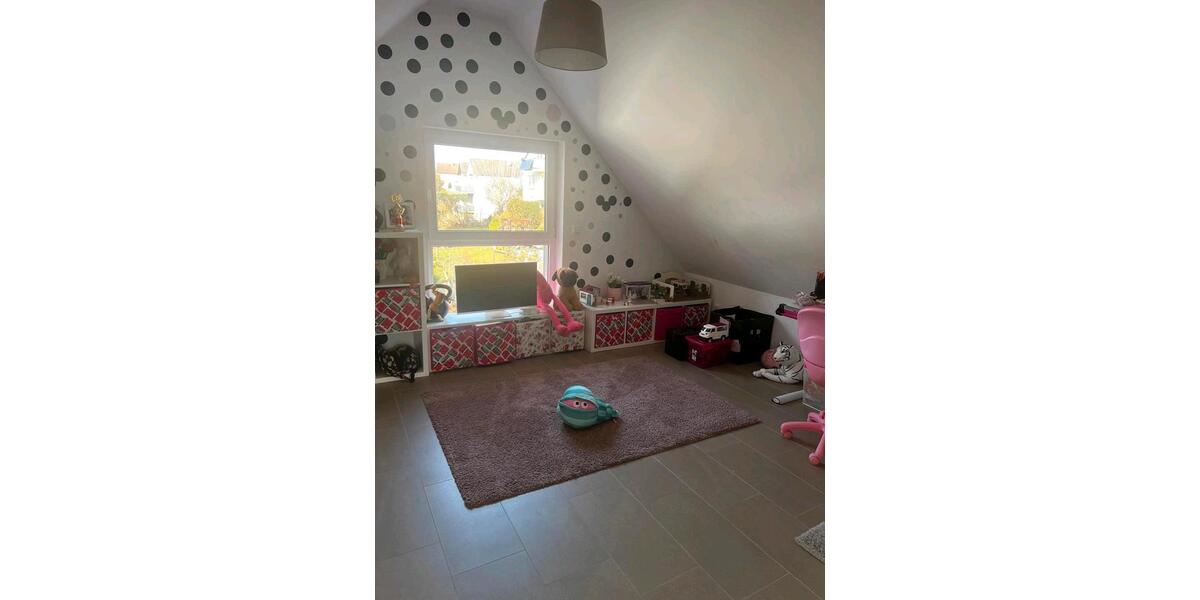 Einfamilienhaus Babenhausen - 4 Zimmer, 20 m&sup2;, 1.500&euro; | Angebot:24688578