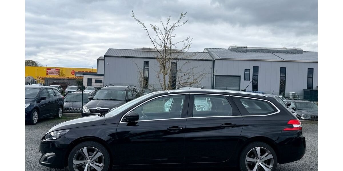 Peugeot 308 150.000 km 6.690 &euro; Düren 52351