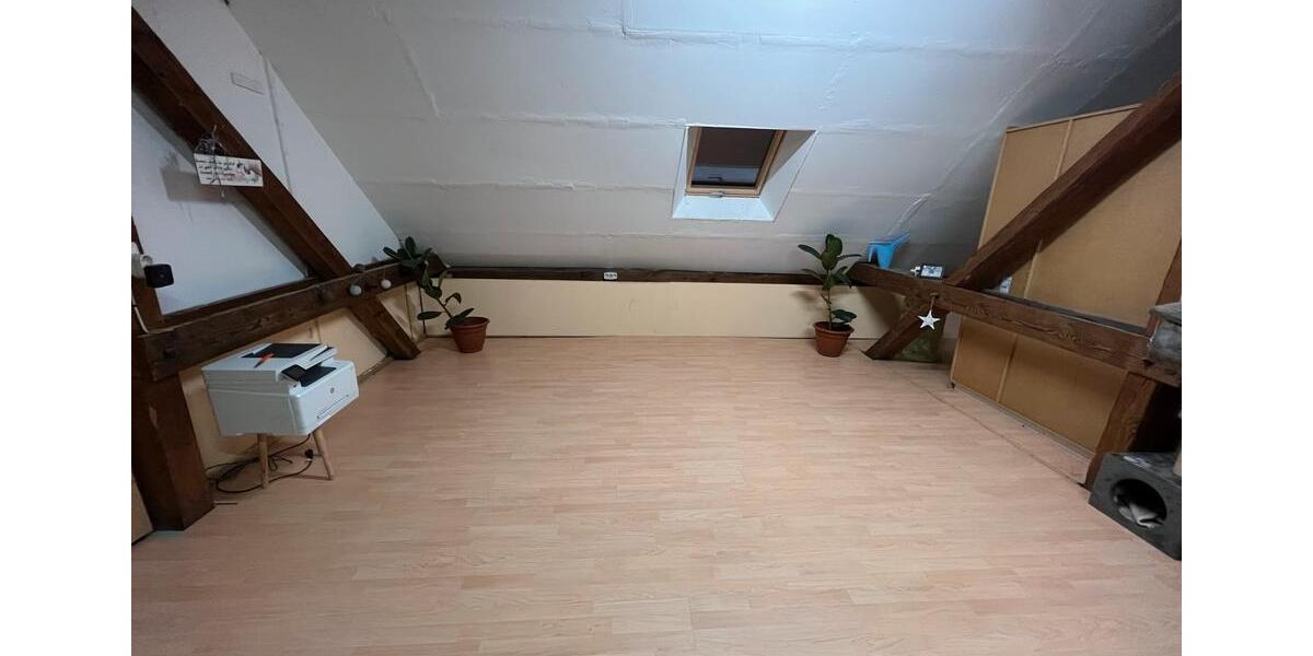 Einfamilienhaus Löwenberger Land - 7 Zimmer, 300 m&sup2;, 285.000&euro; | Angebot:26966042