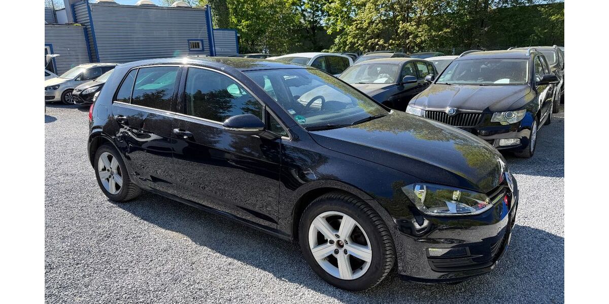 VW Golf 160.000 km 6.999 &euro; Detmold 32758