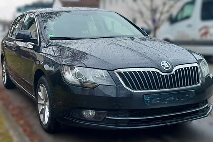 Skoda Superb 163.300 km 8.200 &euro; Waldkraiburg 84478