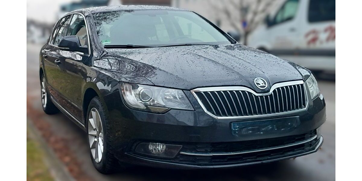 Skoda Superb 163.300 km 8.200 &euro; Waldkraiburg 84478