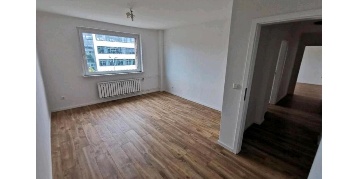 Etagenwohnung Wolfsburg - 3 Zimmer, 65 m&sup2;, 140.000&euro; | Angebot:27128123