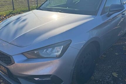 Seat Leon 61.800 km 18.999 € Chemnitz - Mittelbach 09224