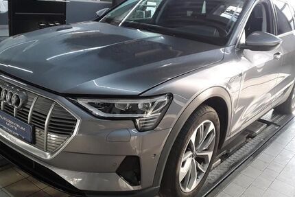 Audi e-tron 29.800 km 28.499 &euro; Uchte 31600