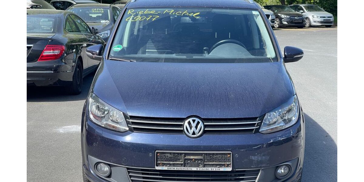 VW Touran 257.525 km 5.990 &euro; Kassel 34123