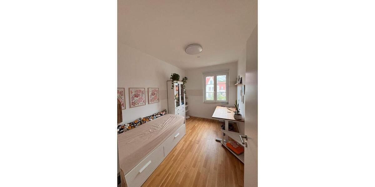 Reihenhaus Beelitz - 6 Zimmer, 105 m&sup2;, 1.850&euro; | Angebot:26356880