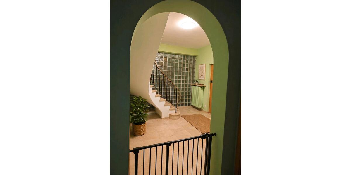 Einfamilienhaus Rammelsbach - 7 Zimmer, 300 m&sup2;, 220.000&euro; | Angebot:27254943