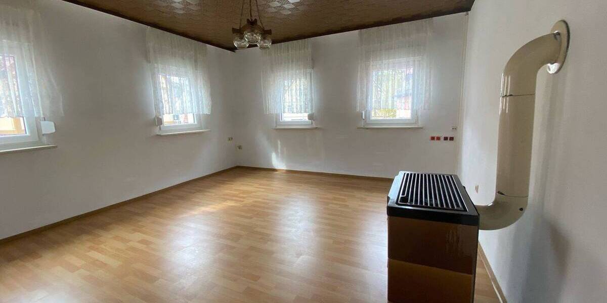 Einfamilienhaus Großhabersdorf - 4 Zimmer, 112 m&sup2;, 118.000&euro; | Angebot:26434034