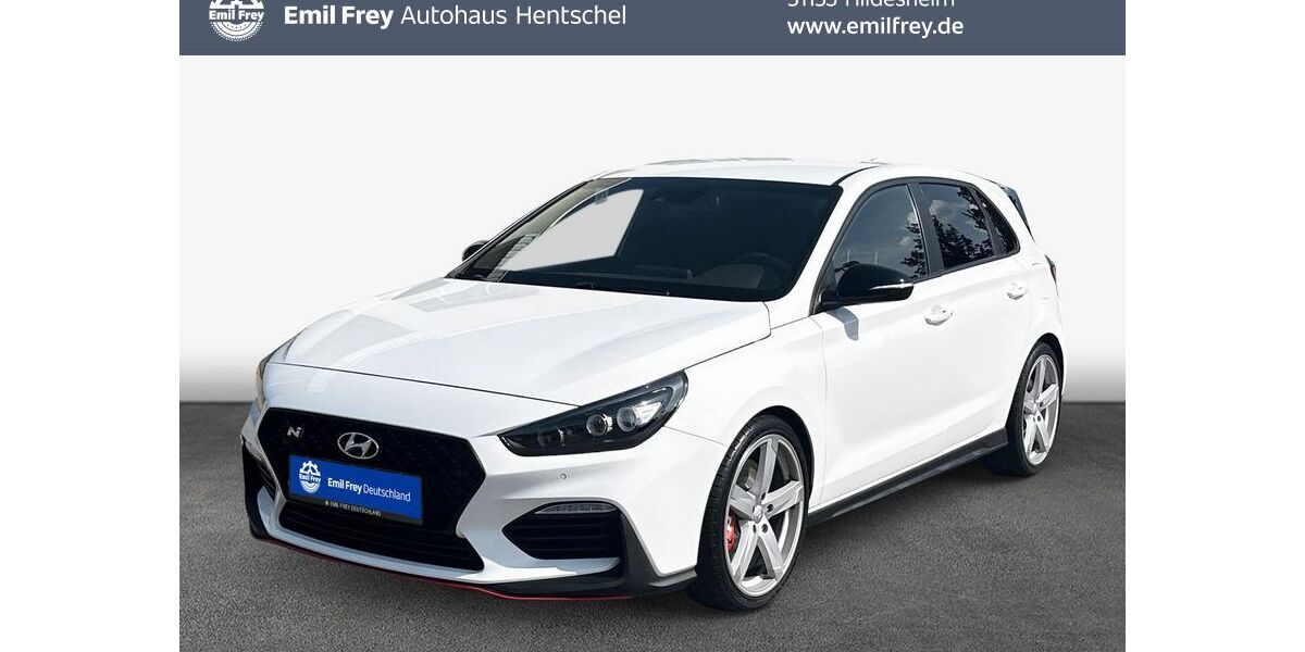 Hyundai i30 97.000 km 18.448 € Hildesheim 31135