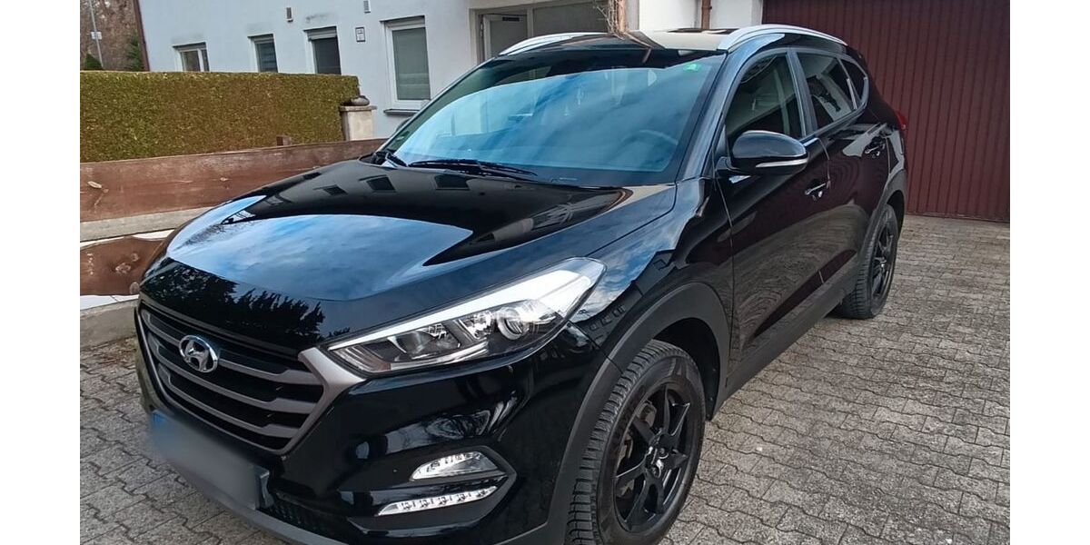 Hyundai TUCSON 128.000 km 18.000 &euro; Wangen 88239