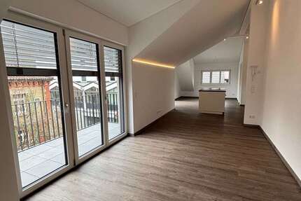 Wohnung Blaubeuren - 2.5 Zimmer, 97 m&sup2;, 1.390&euro; | Angebot:25498613