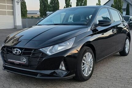 Hyundai i20 28.000 km 10.999 &euro; Andernach 56626