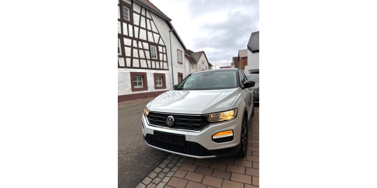 VW T-Roc 64.000 km 19.000 &euro; Pforzheim 75175