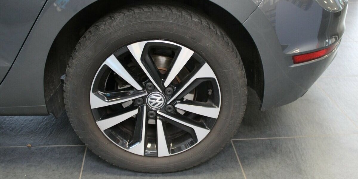 VW Golf Sportsvan 1.0 TSI OPF United 78.395 km 15.980 € Euskirchen 53881