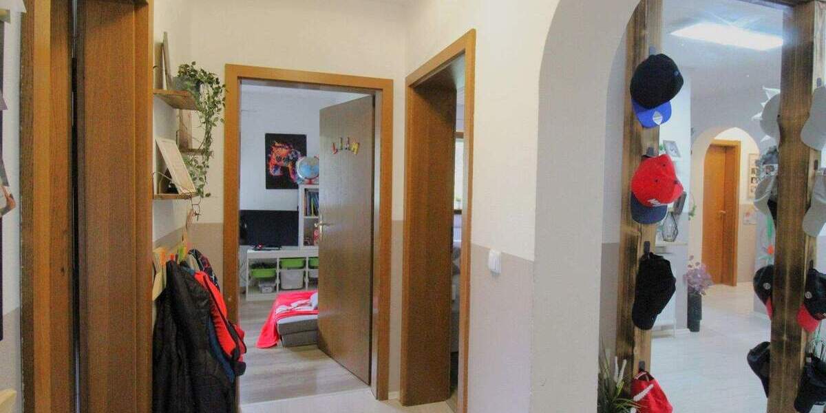Einfamilienhaus Pretzfeld Urspring - 4 Zimmer, 121 m&sup2;, 399.000&euro; | Angebot:25685607