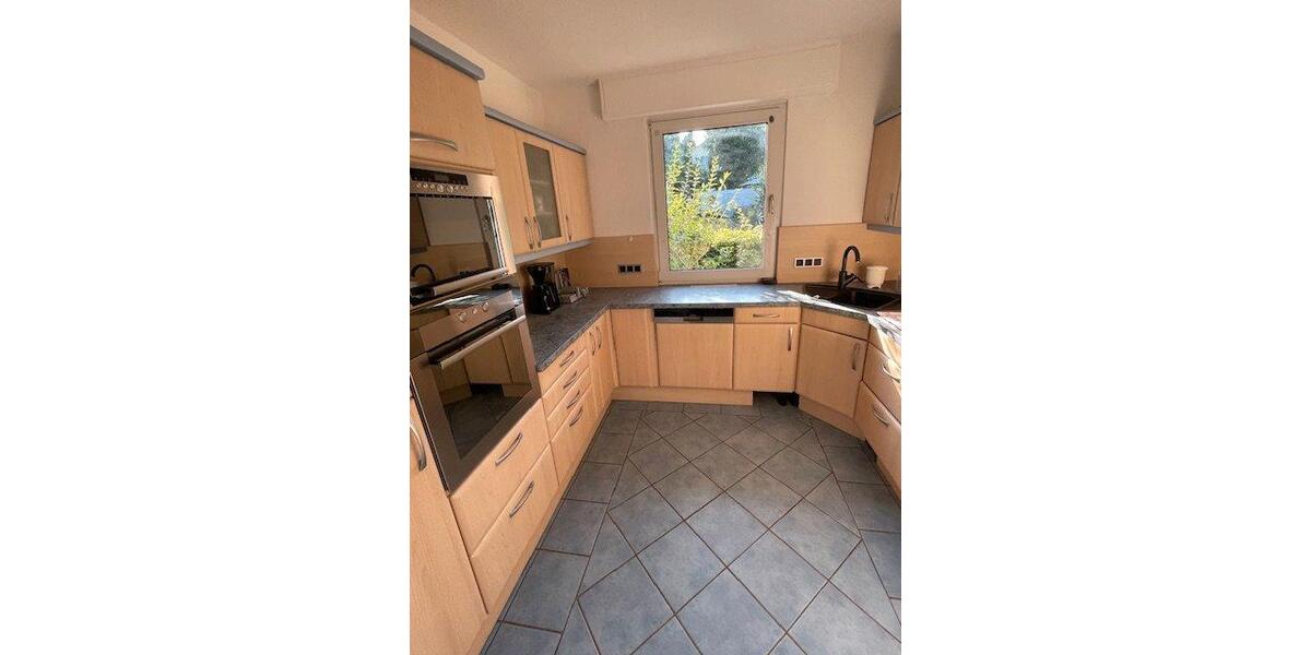 Bungalow Homberg (Efze) - 8 Zimmer, 170 m&sup2;, 365.000&euro; | Angebot:27121035