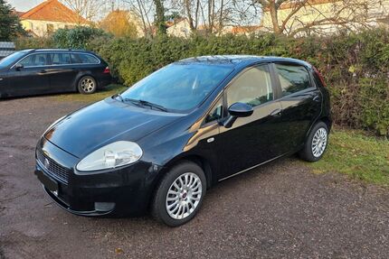 Fiat Grande Punto 179.550 km 1.950 &euro; Minfeld 76872
