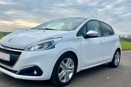 Peugeot 208 140.300 km 5.500 &euro; Ballhausen 99955