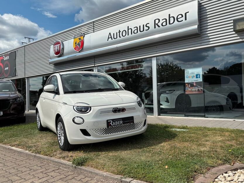 Fiat 500e 8.721 km 24.990 € Neustadt 67433