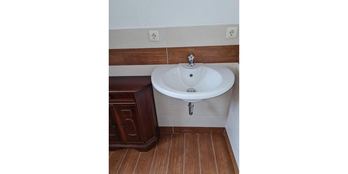 Dachgeschoßwohnung Lenzen (Elbe) - 2 Zimmer, 76 m&sup2;, 595&euro; | Angebot:25874080