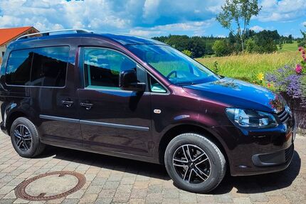 VW Caddy 146.585 km 10.950 &euro; Siegsdorf 83313