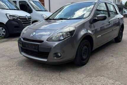 Renault Clio 105.000 km 2.999 &euro; Halle 06118