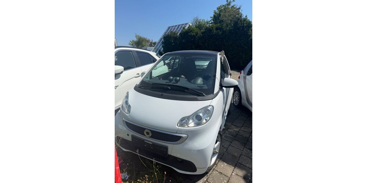 Smart ForTwo 73.000 km 4.900 &euro; Stuttgart 70563