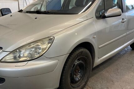 Peugeot 307 141.043 km 1.000 &euro; Schönefeld 12529