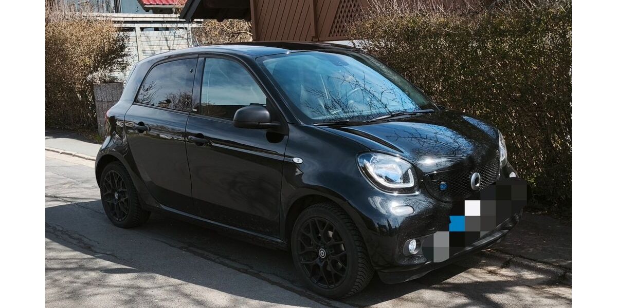Smart ForFour 58.579 km 6.999 &euro; Kirchenlamitz 95158