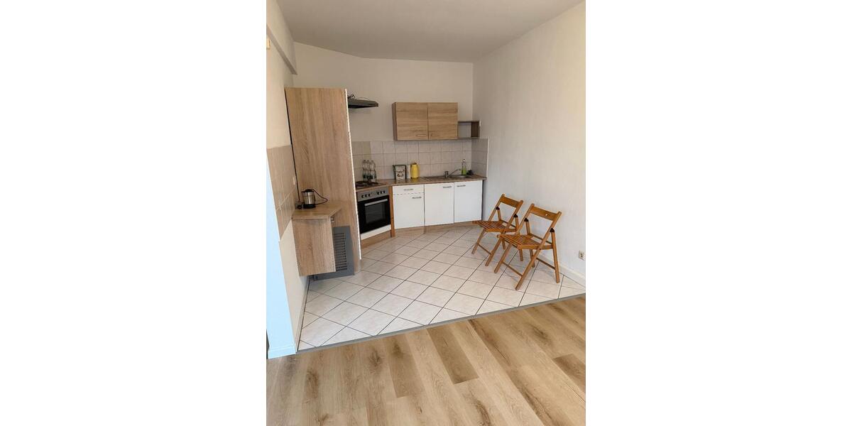 Etagenwohnung Bernsdorf - 1 Zimmer, 65 m&sup2;, 520&euro; | Angebot:24715888