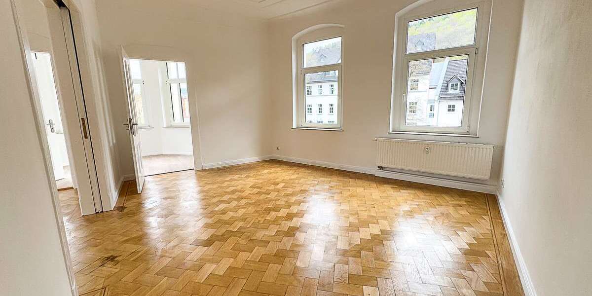 Wohnung zum Mieten in Aue Bad-Schlema 665 € 121.43 m² 4 zimmer