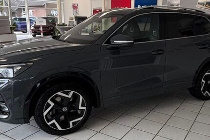 VW Tiguan 23.012 km 48.500 &euro; Esens 26427