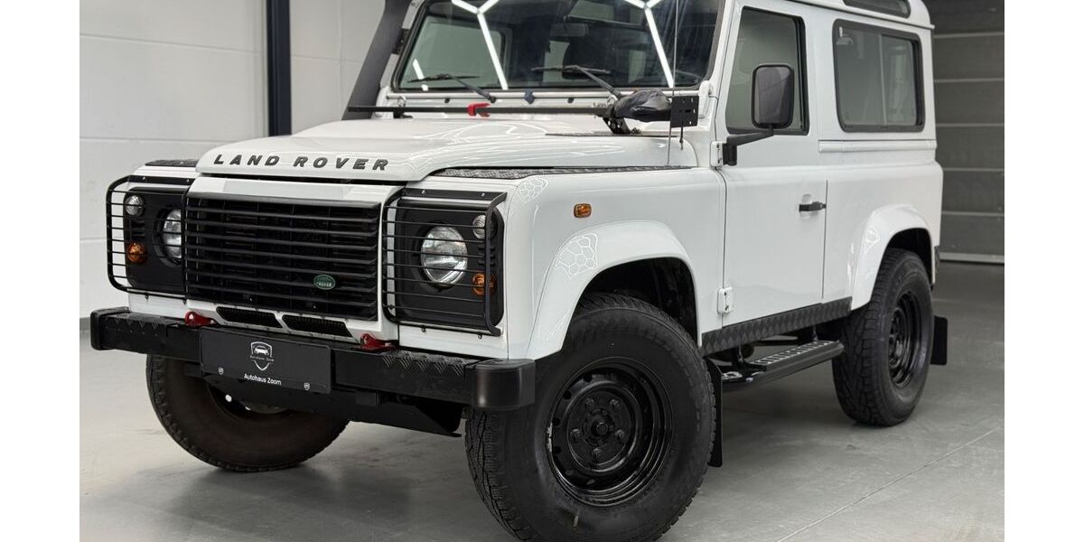 Land Rover Defender 161.150 km 31.480 &euro; Sinsheim 74889
