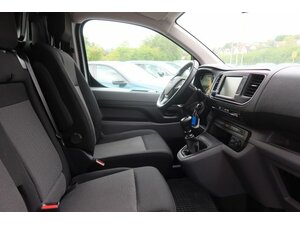 Opel Vivaro Kasten Edition M 63.150 km 17.990 &euro; Bad Endbach 35080