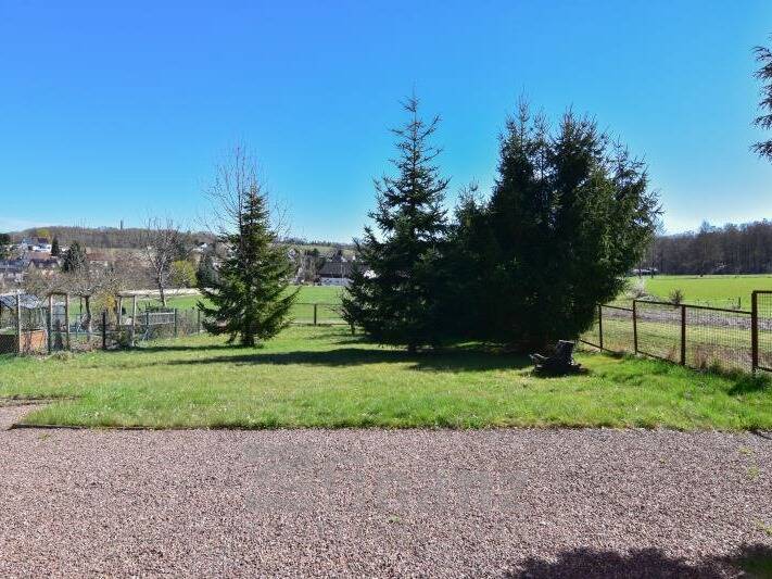 Doppelhaushälfte Oelsnitz - 6 Zimmer, 124 m&sup2;, 160.000&euro; | Angebot:26744684