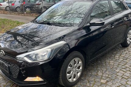 Hyundai i20 58.900 km 6.200 &euro; Kassel 34125