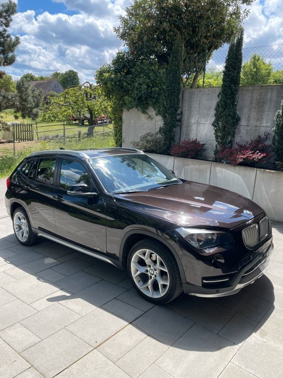 BMW X1 96.000 km 12.900 € Schwandorf 92421