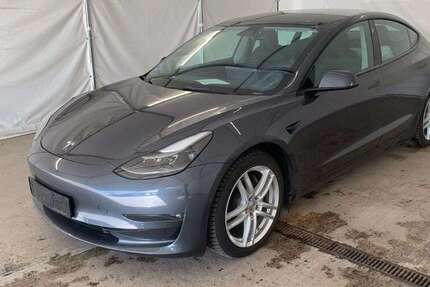 Tesla Model 3 100.000 km 25.950 &euro; Herges-Hallenberg 98587