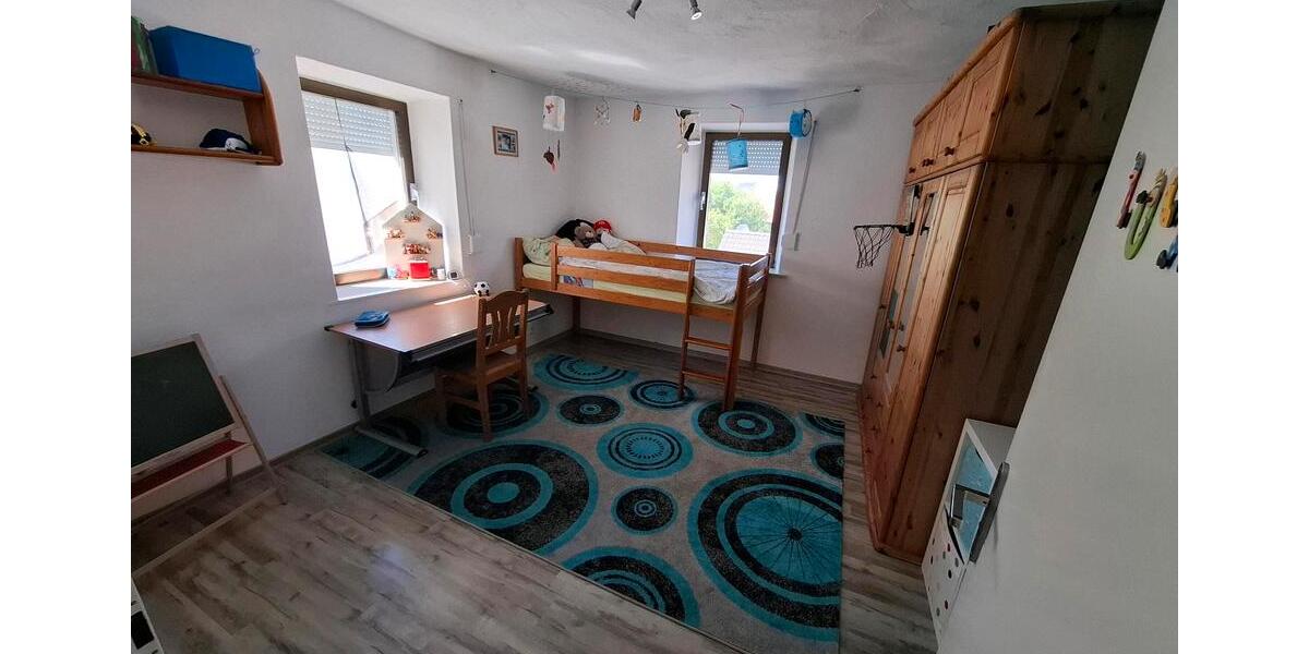 Einfamilienhaus Ochtendung - 6 Zimmer, 133 m&sup2;, 200.000&euro; | Angebot:24611703