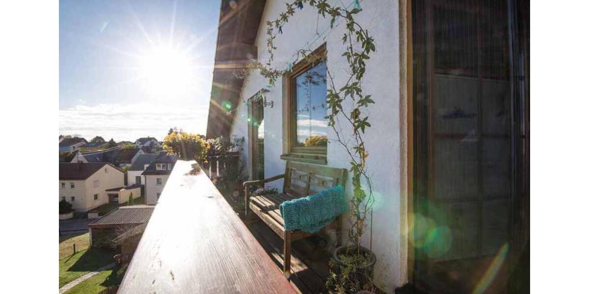 Dachgeschoßwohnung Diedorf - 4 Zimmer, 92 m&sup2;, 335.000&euro; | Angebot:24099664