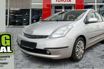 Toyota Prius 118.500 km 5.990 &euro; Dresden 01139