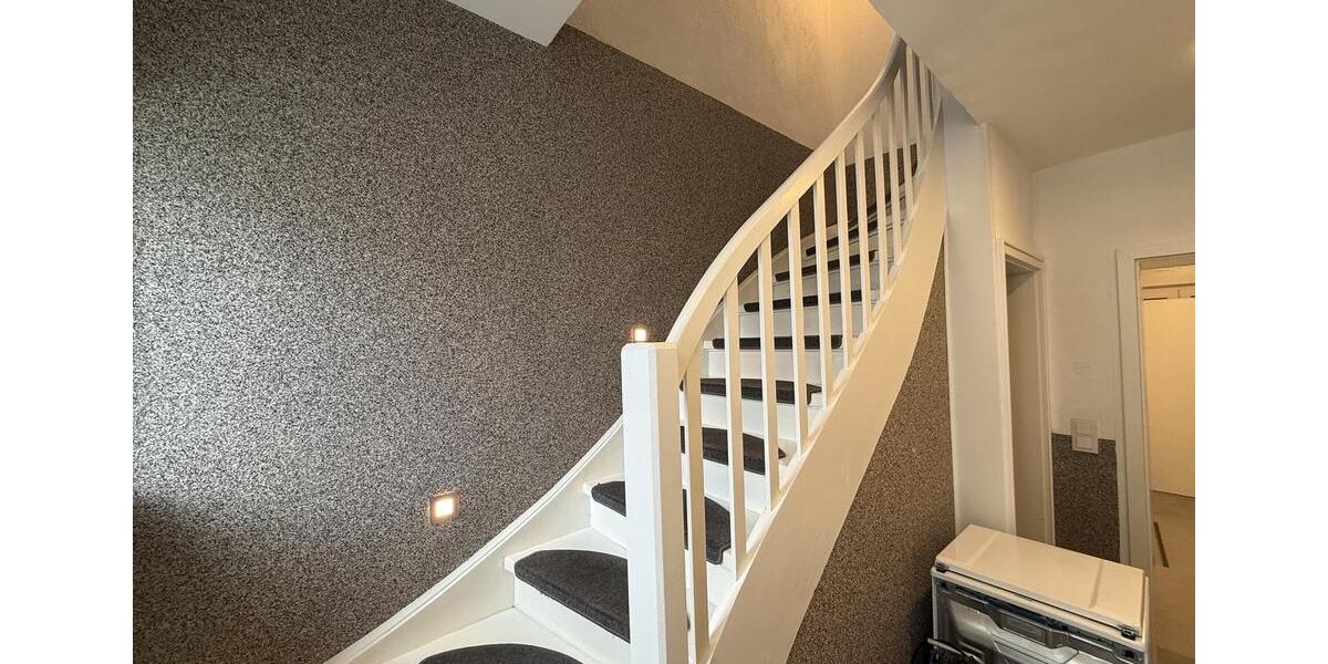 Einfamilienhaus Kerpen - 10 Zimmer, 245 m&sup2;, 3.000&euro; | Angebot:24689121