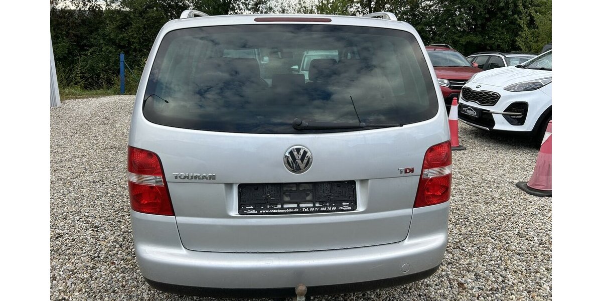 VW Touran 2.0 TDI Highline 7-Sitzer Tempomat AHK 220.000 km 2.000 &euro; Altdorf 84032
